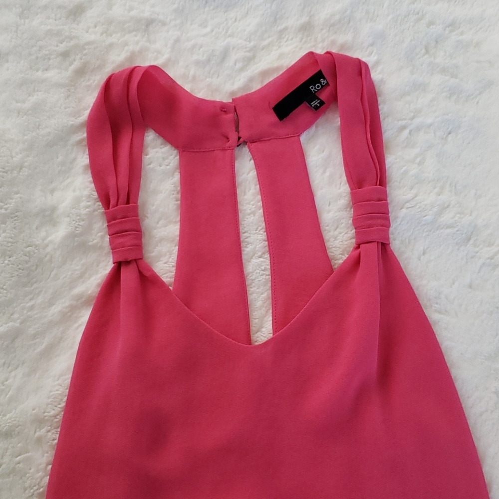 RO & DE Sleeveless Blouse  - size S